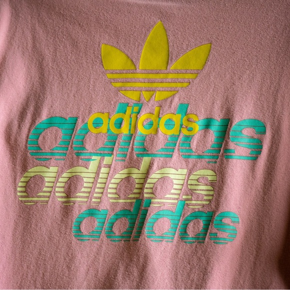 Pink adidas graphic tee - Picture 4 of 5